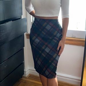 Plaid pencil skirt